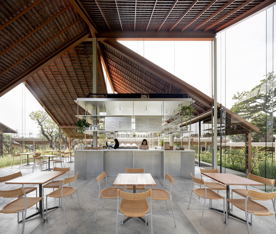 Nitaprow Architects convert dilapidated amphitheatre into solar-powered cafe  in Thai province - De51gn
